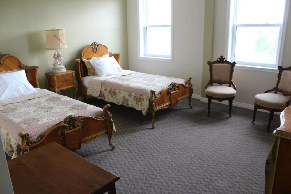 Onanole Honeycomb Bed & Breakfast מראה חיצוני תמונה
