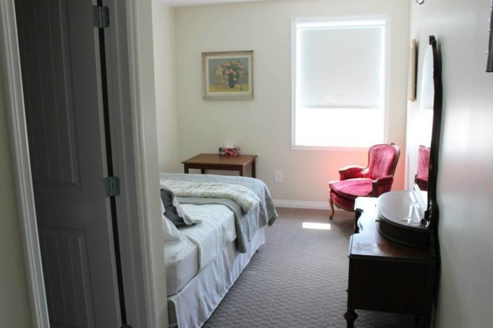 Onanole Honeycomb Bed & Breakfast מראה חיצוני תמונה
