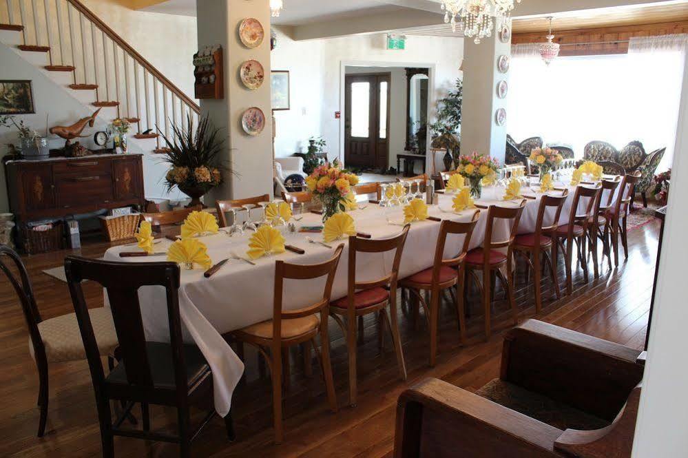 Onanole Honeycomb Bed & Breakfast מראה חיצוני תמונה